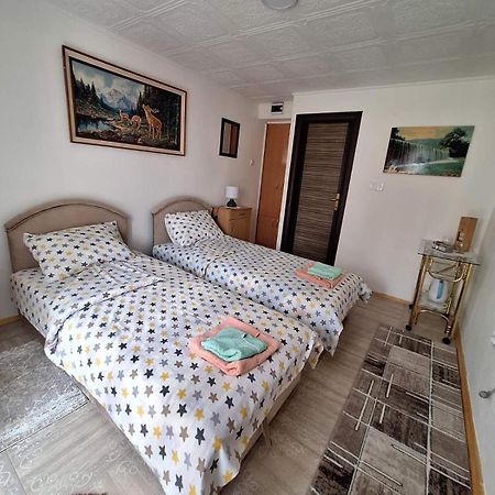 פלוזינה Apartment Buklija מראה חיצוני תמונה