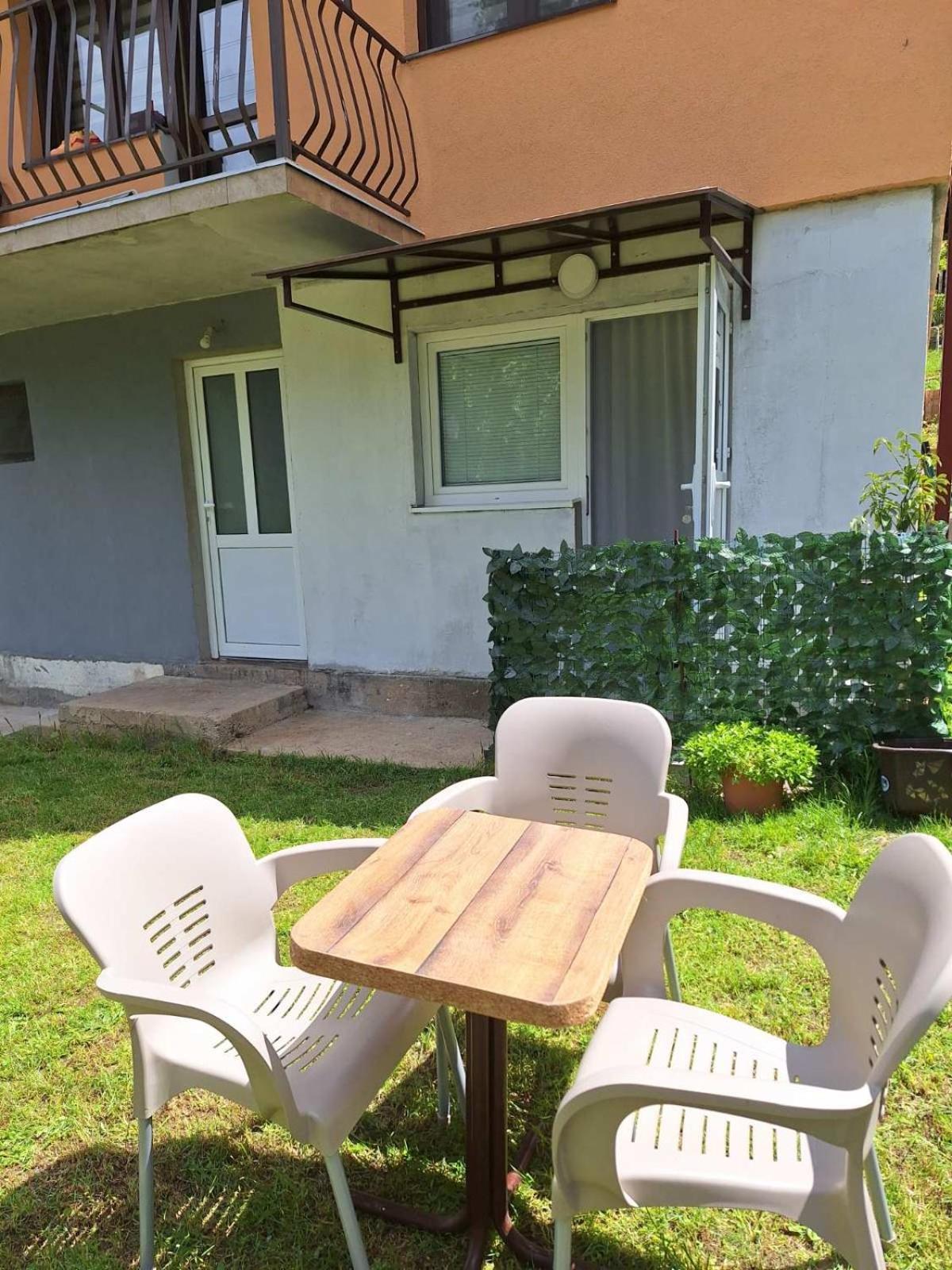 פלוזינה Apartment Buklija מראה חיצוני תמונה